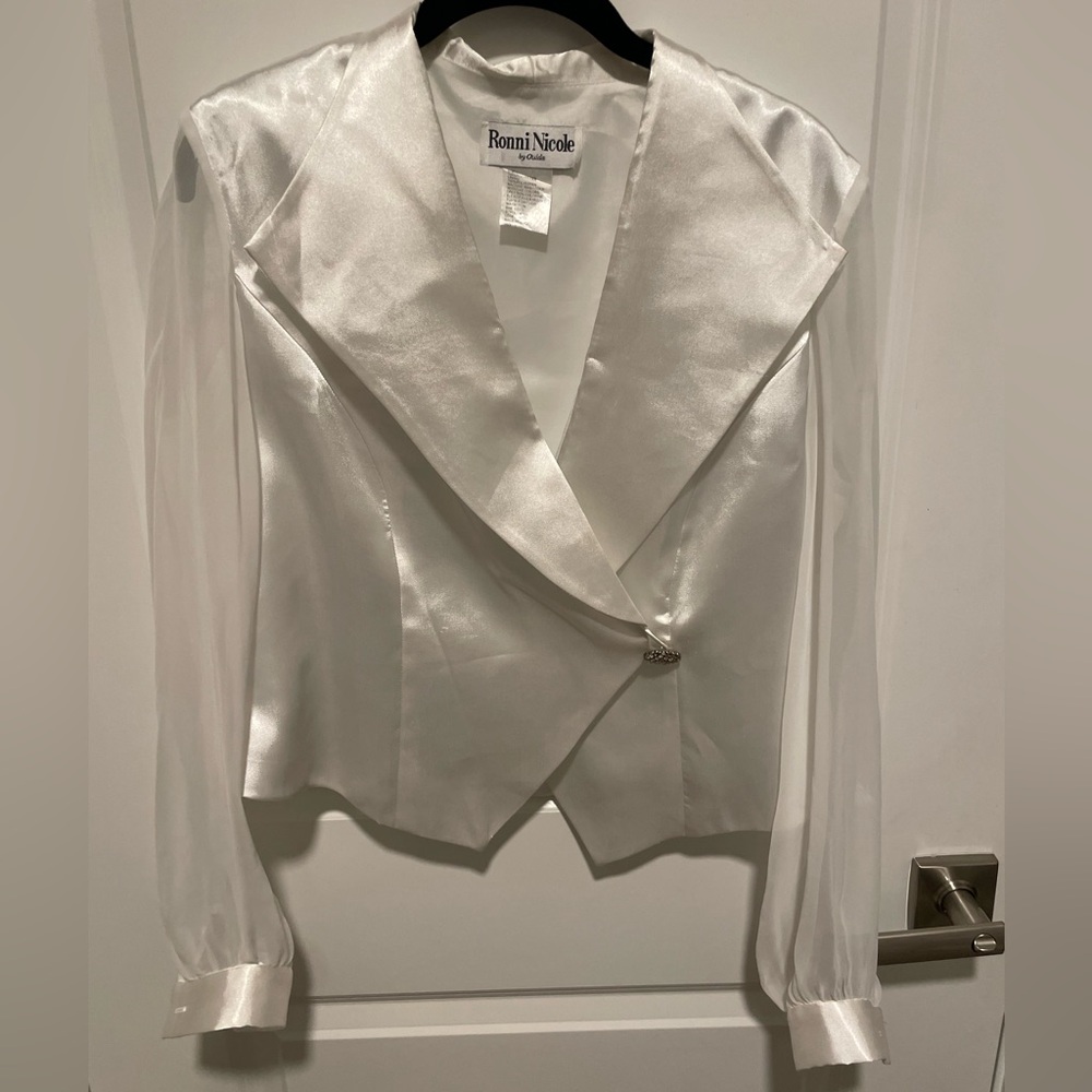 Silk cropped blazer top